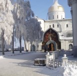 Троицкий собор с западной стороны в зимнее время